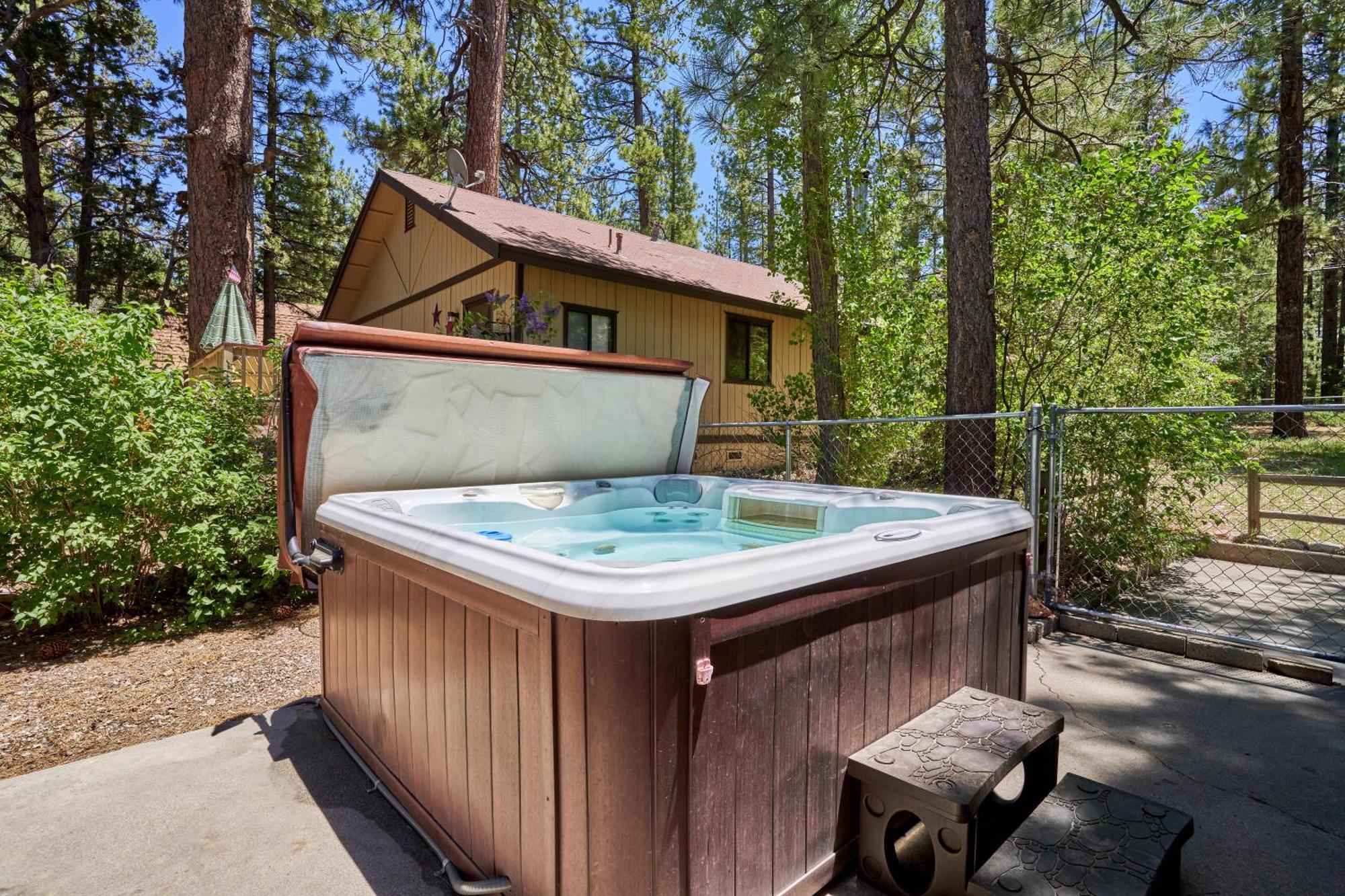 Charming Big Bear Cabin Big Bear City Exterior foto